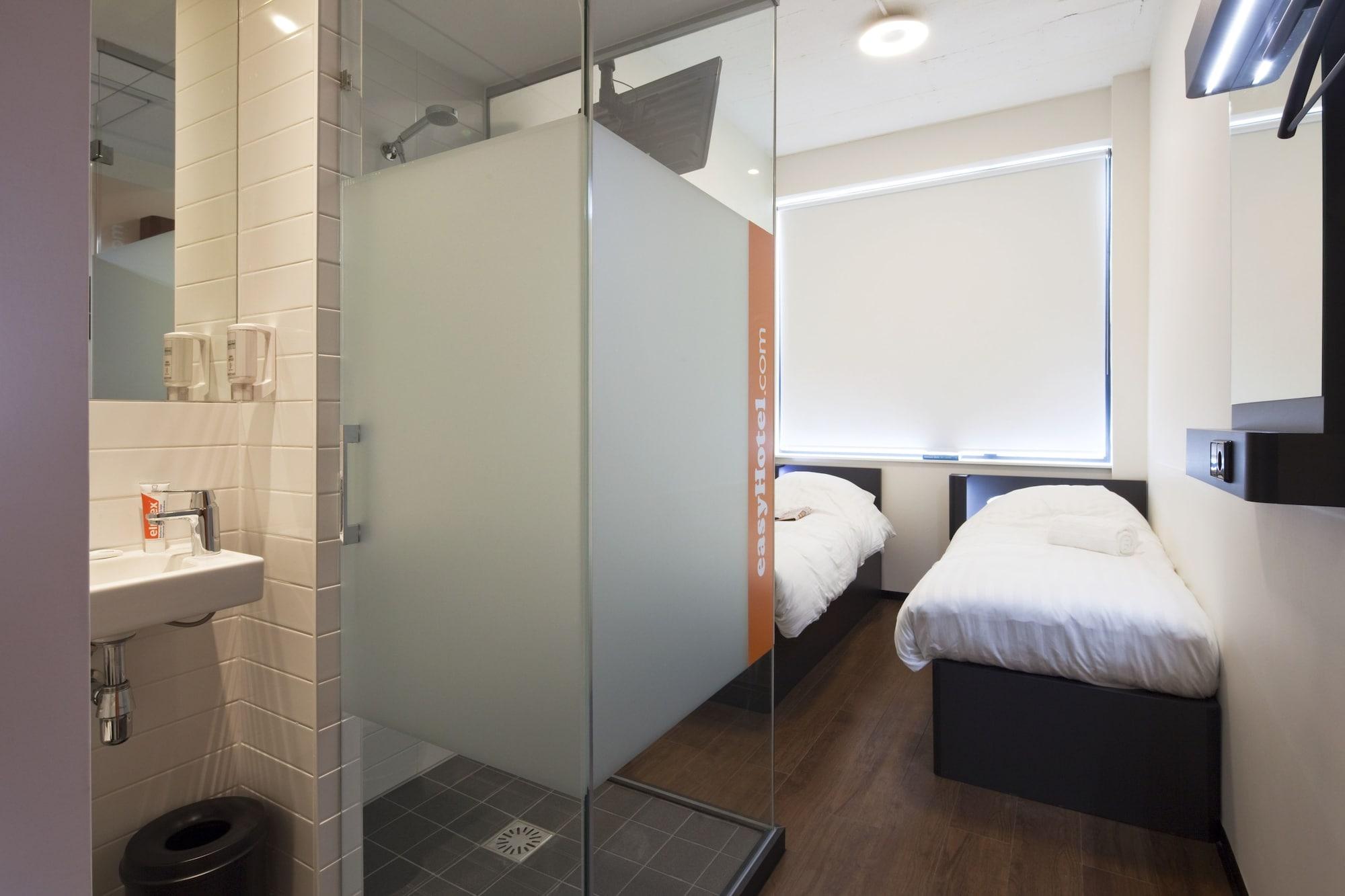Easyhotel Amsterdam City Centre South Экстерьер фото