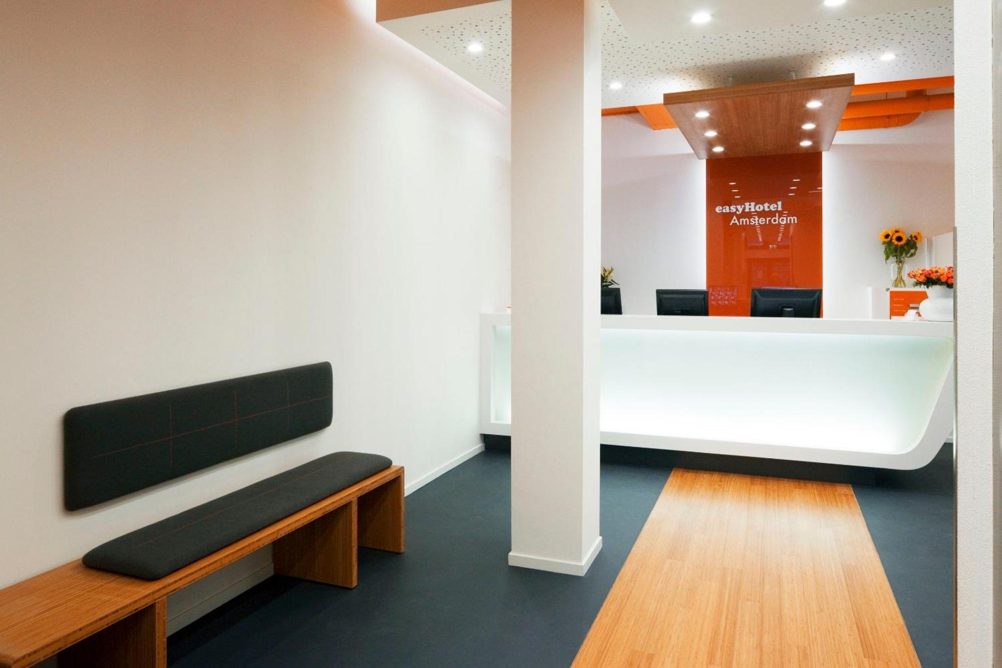 Easyhotel Amsterdam City Centre South Экстерьер фото